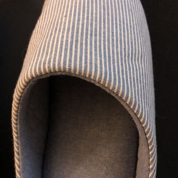 Millstrand Striped Blue & White Soft Slipper Warm Indoor Flat Slides Nonslip 7 - Picture 1 of 16